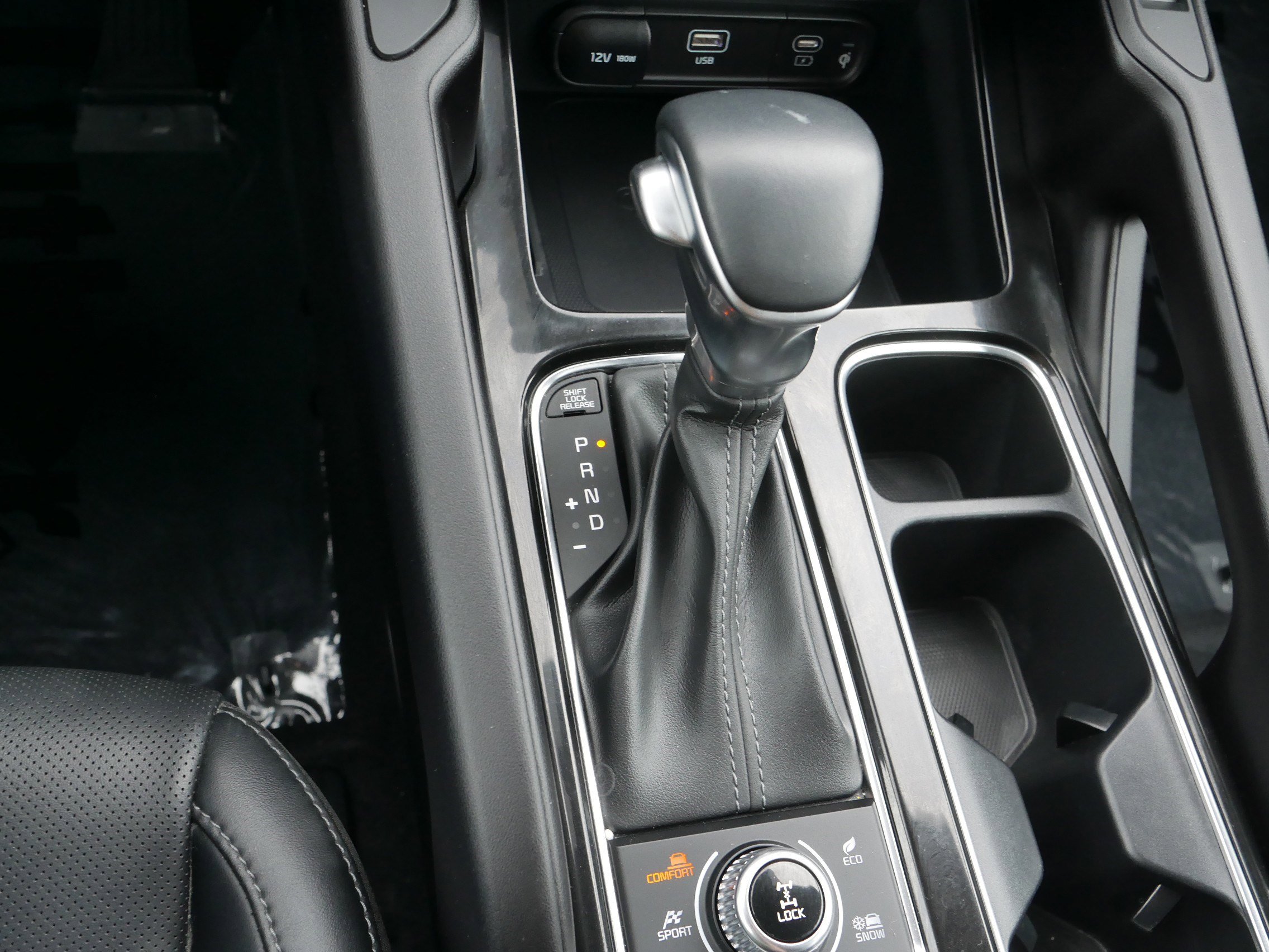 2025 Kia Telluride S photo 24