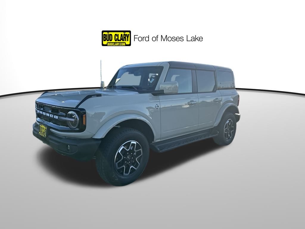 2025 Ford Bronco 4-Door Outer Banks's photo