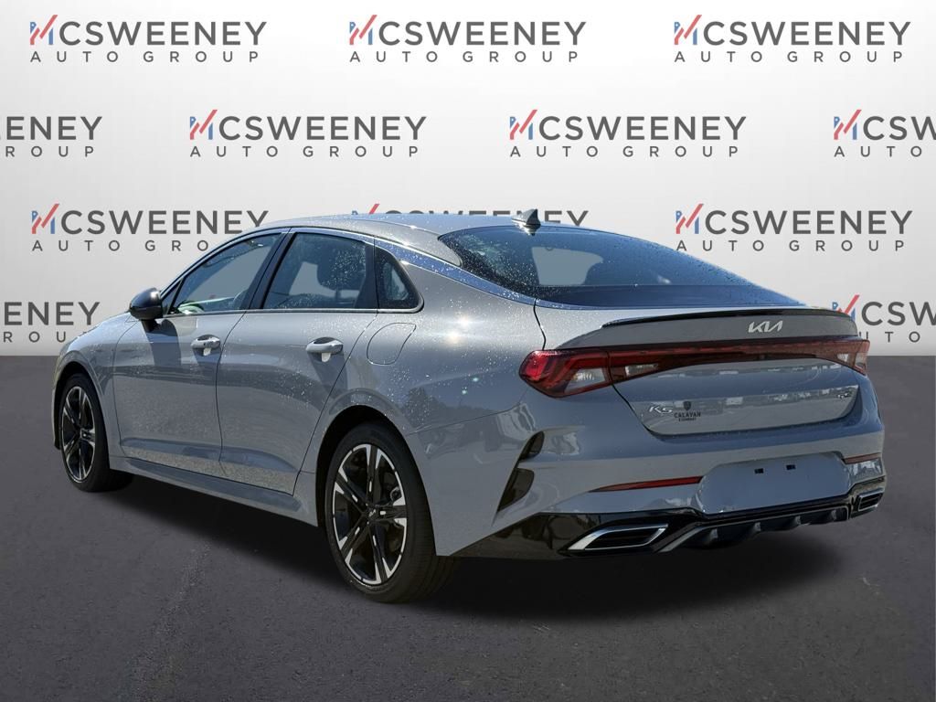 2022 Kia K5 GT-Line photo 3