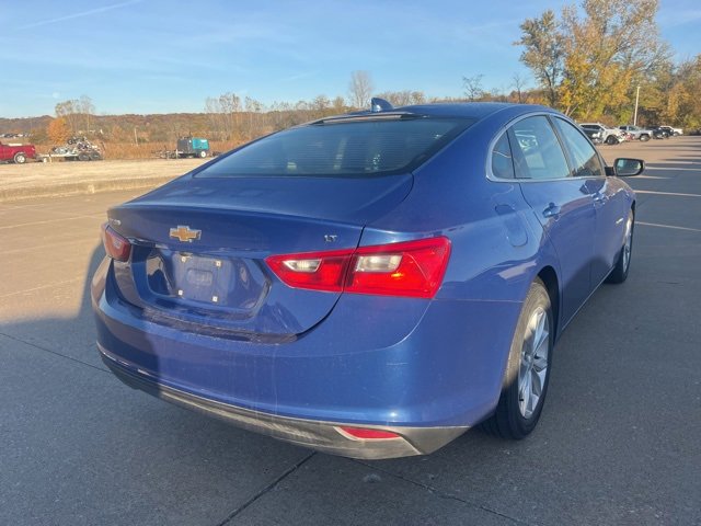 2023 Chevrolet Malibu 1LT photo 3