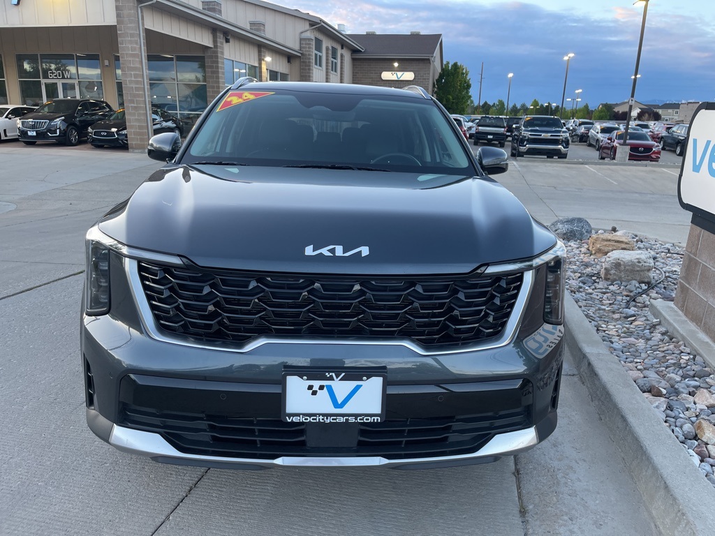 2024 Kia Sorento S photo 3