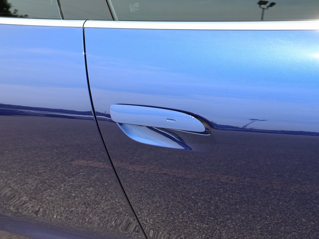 2021 Porsche Taycan 4S photo 8