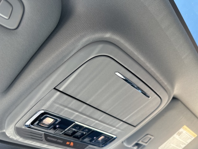 2022 Lincoln Corsair Standard photo 22