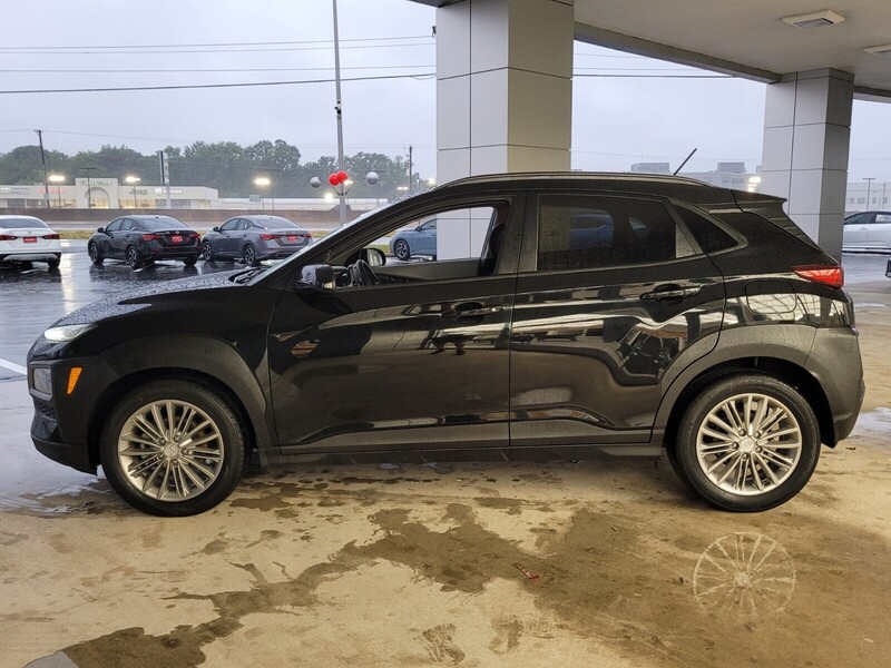 2018 Hyundai Kona SEL photo 3
