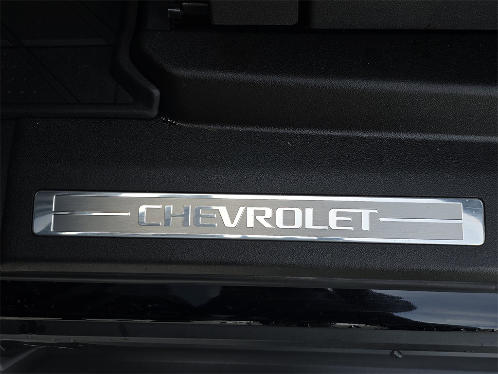 2021 Chevrolet Suburban Premier photo 13