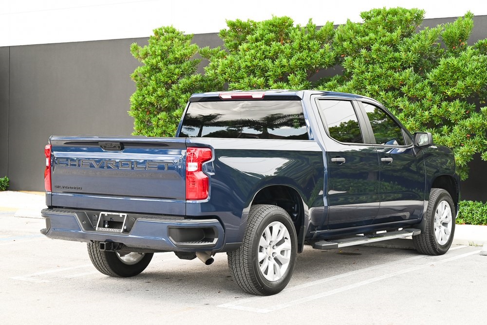 2023 Chevrolet Silverado 1500 Custom photo 4