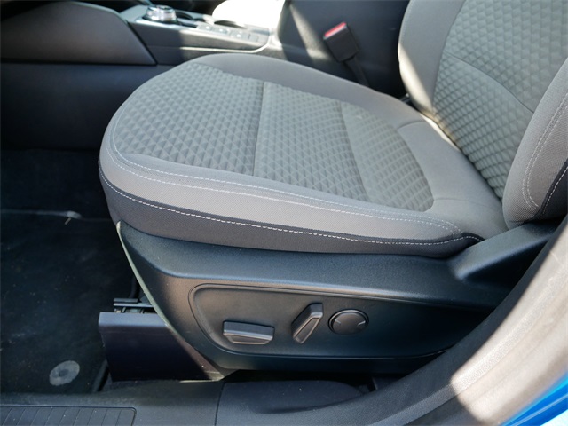 2020 Ford Escape SE photo 15