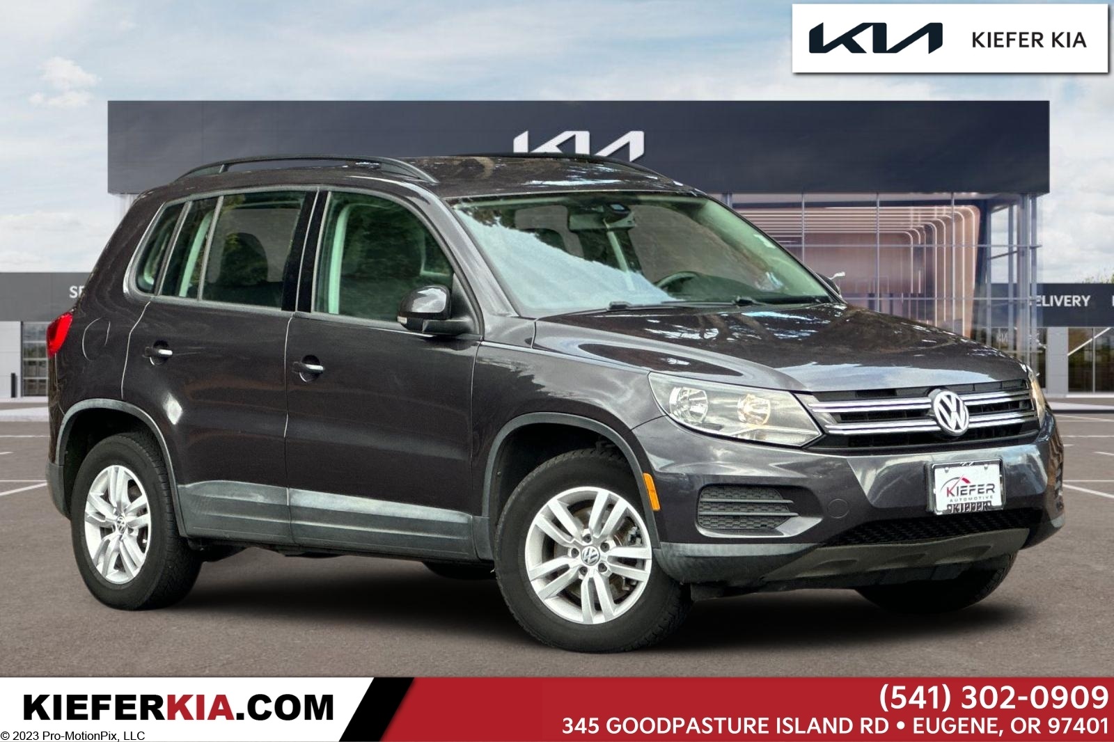 2016 Volkswagen Tiguan S