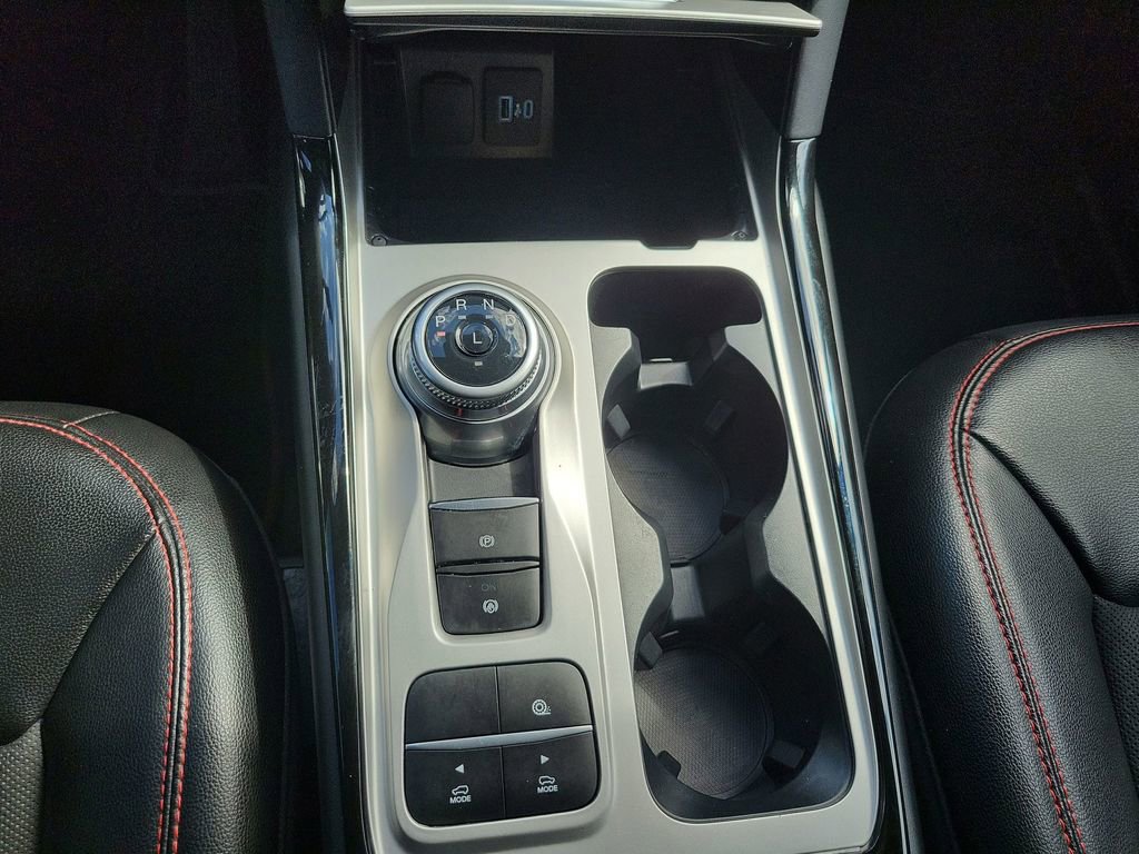 2022 Ford Explorer ST-Line photo 14