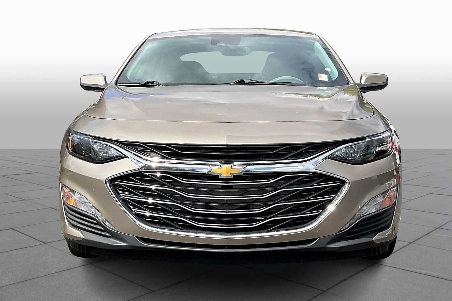 2023 Chevrolet Malibu 1LT photo 3