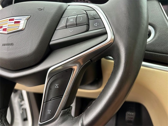 2017 Cadillac XT5 Luxury photo 21