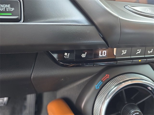 2017 Chevrolet Camaro 2LT photo 16