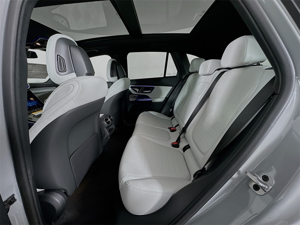 2026 Mercedes Benz GLC 300 4MATIC photo 25