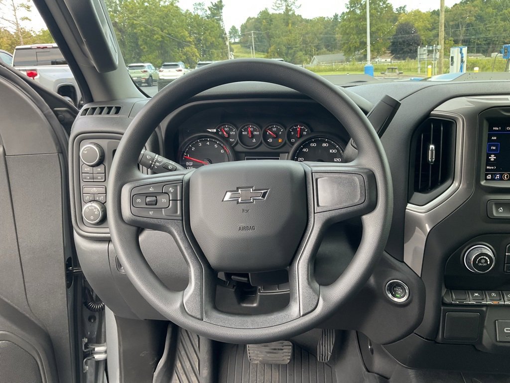 2026 Chevrolet Silverado 1500 Custom Trail Boss photo 2