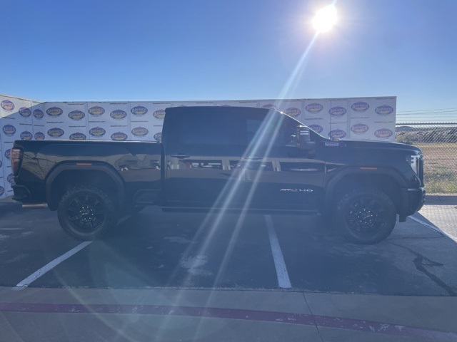 2024 GMC Sierra 2500HD AT4's photo