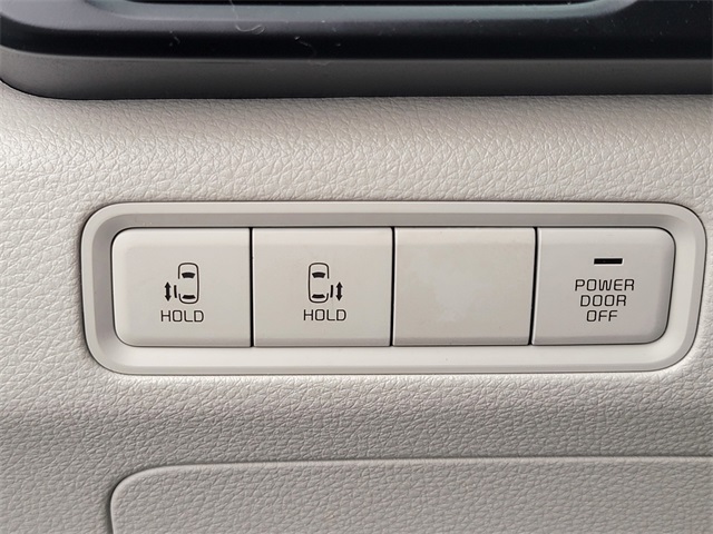 2022 Kia Carnival LX photo 38