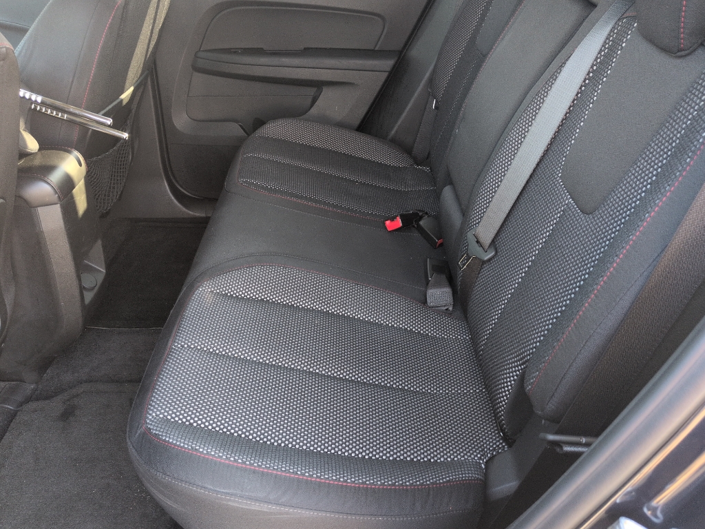 2015 Chevrolet Equinox LT photo 6