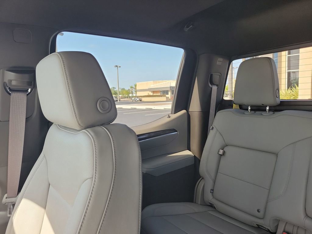 2025 Chevrolet Silverado LTZ photo 9