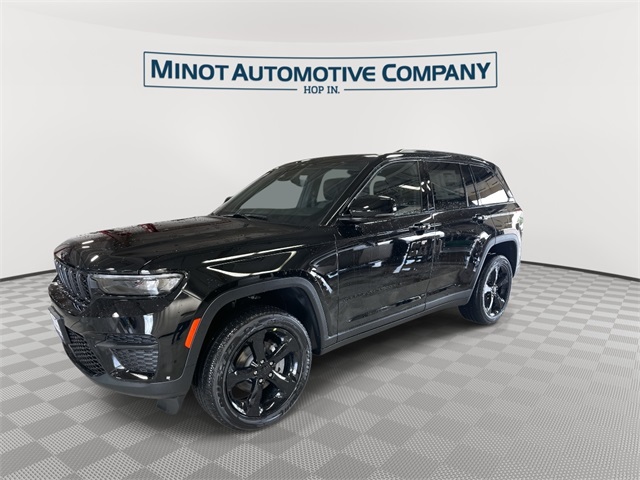 2025 Jeep Grand Cherokee Altitude X photo 2