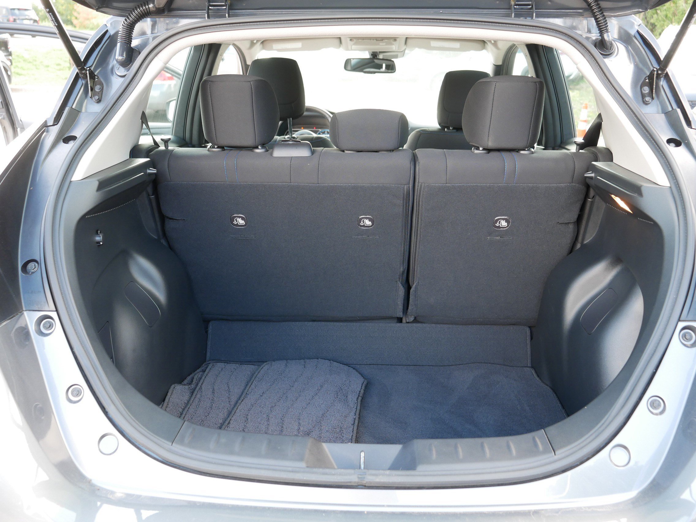2024 Nissan Leaf SV Plus photo 17