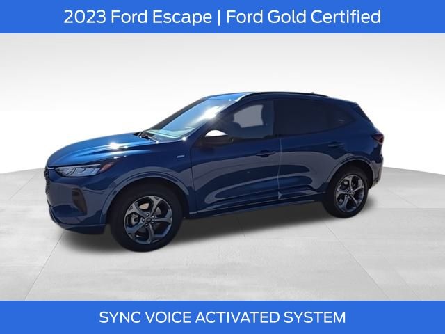 2023 Ford Escape ST-Line photo 4