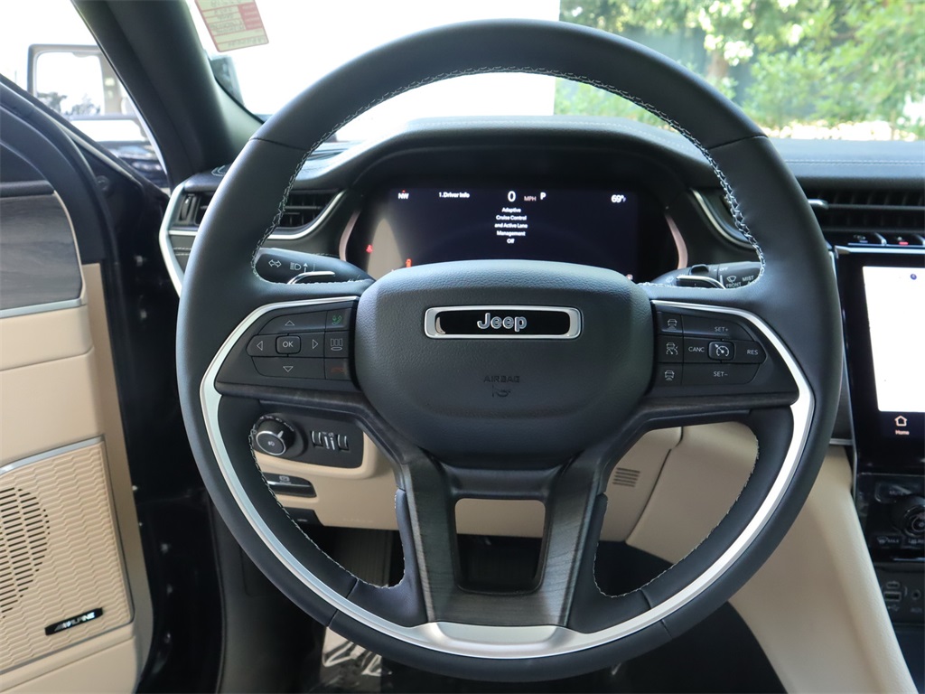 2023 Jeep Grand Cherokee Limited photo 8