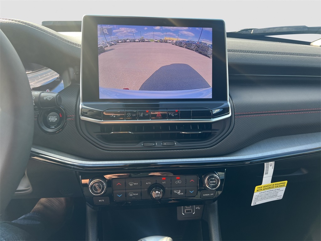 2026 Jeep Compass Trailhawk photo 13