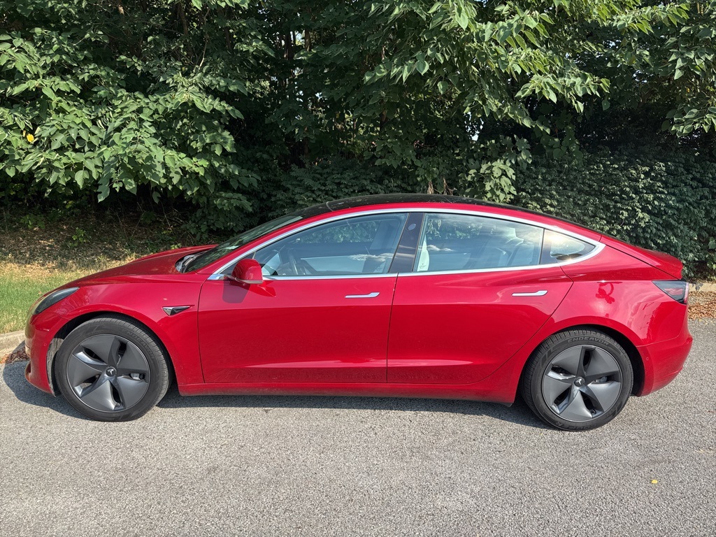 2019 Tesla Model 3 Long Range photo 6