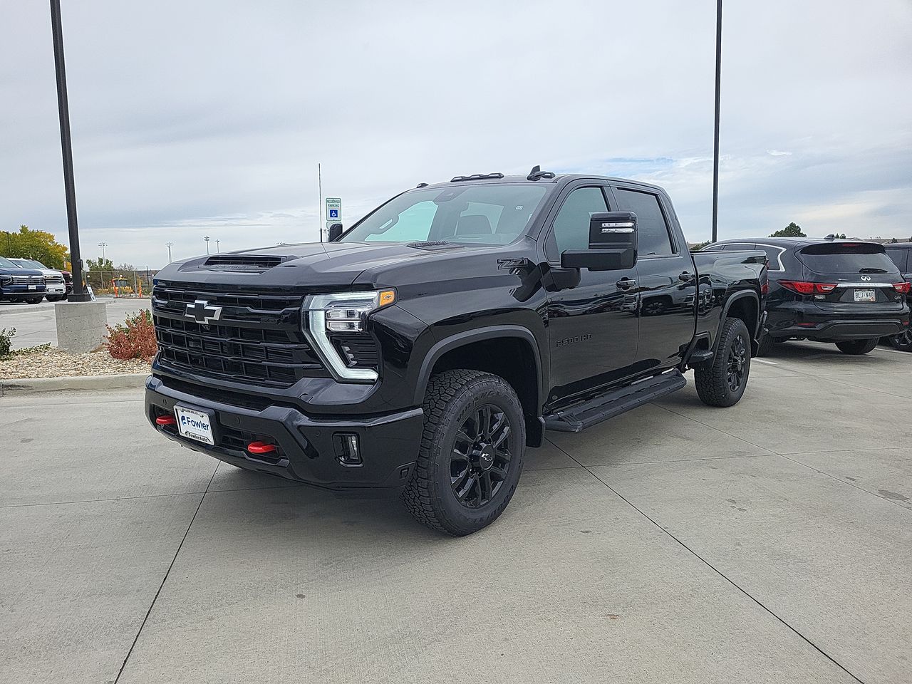 2026 Chevrolet Silverado 2500HD LTZ photo 4