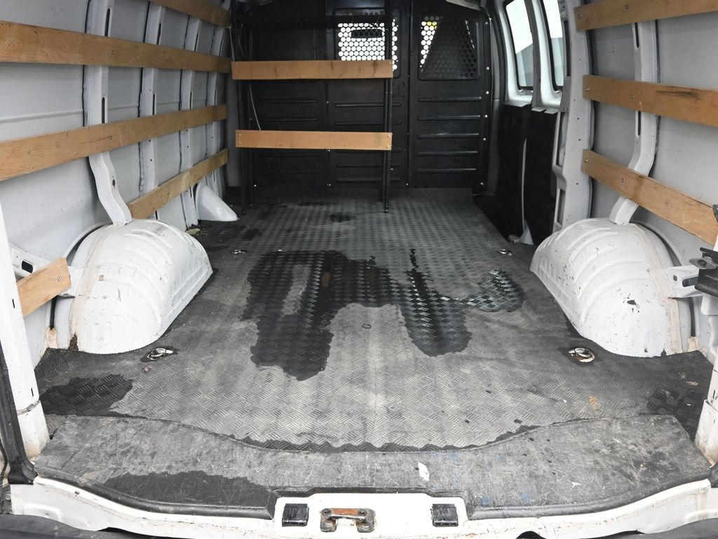 2020 Gmc Savana Cargo 2500 photo 4