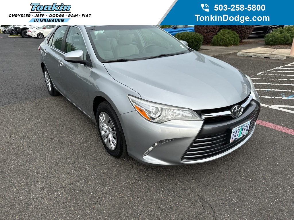 PreOwned 2015 Toyota Camry LE 4D Sedan in Portland D4124162A Tonkin