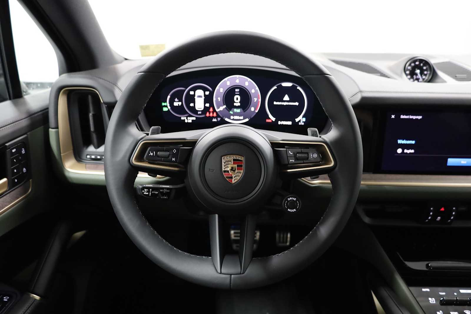 2024 Porsche Cayenne S E-Hybrid photo 10