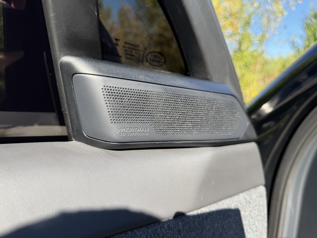 2025 Land Rover Range Rover Sport SE photo 11