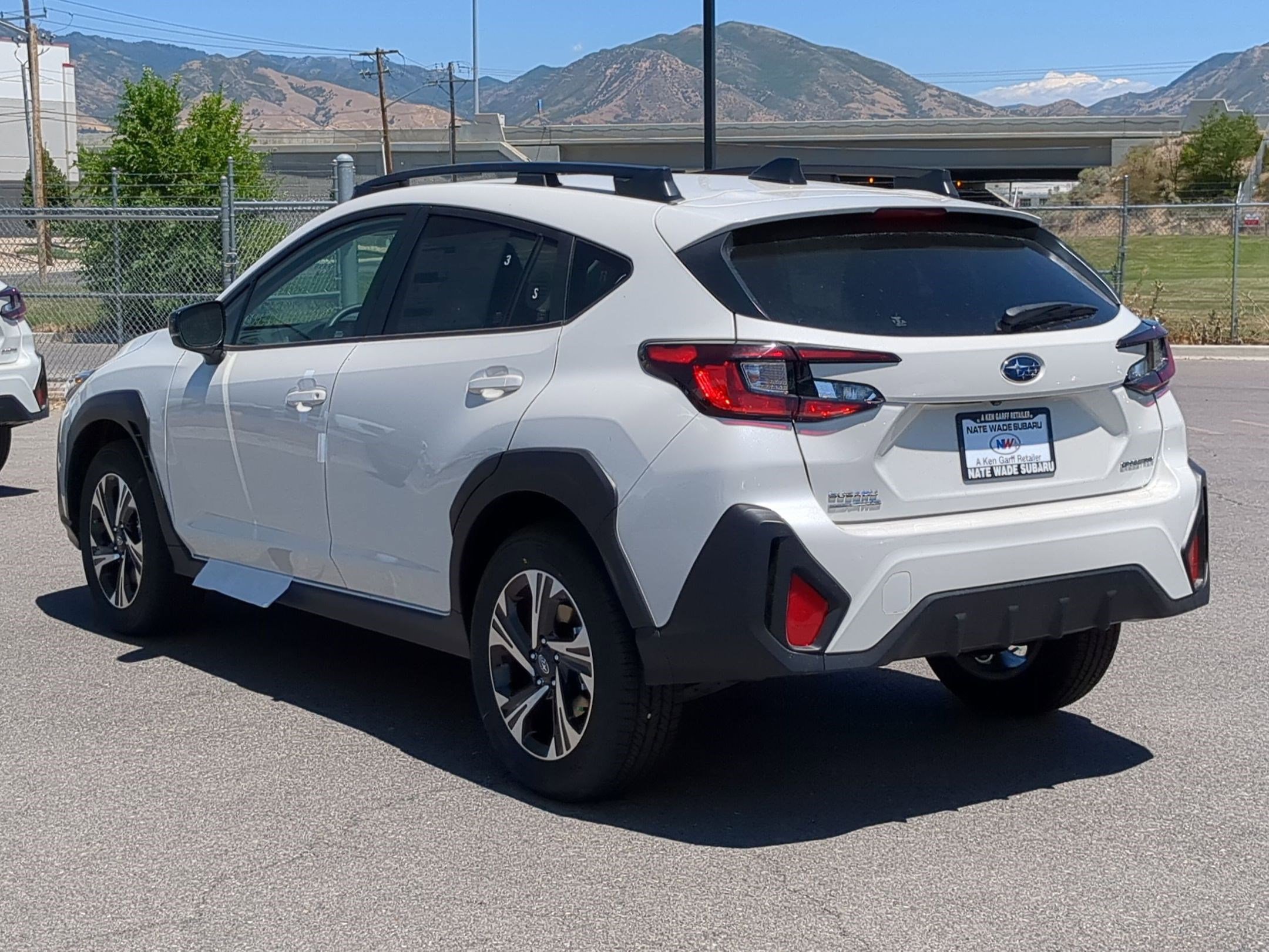 2025 Subaru Crosstrek Premium photo 4