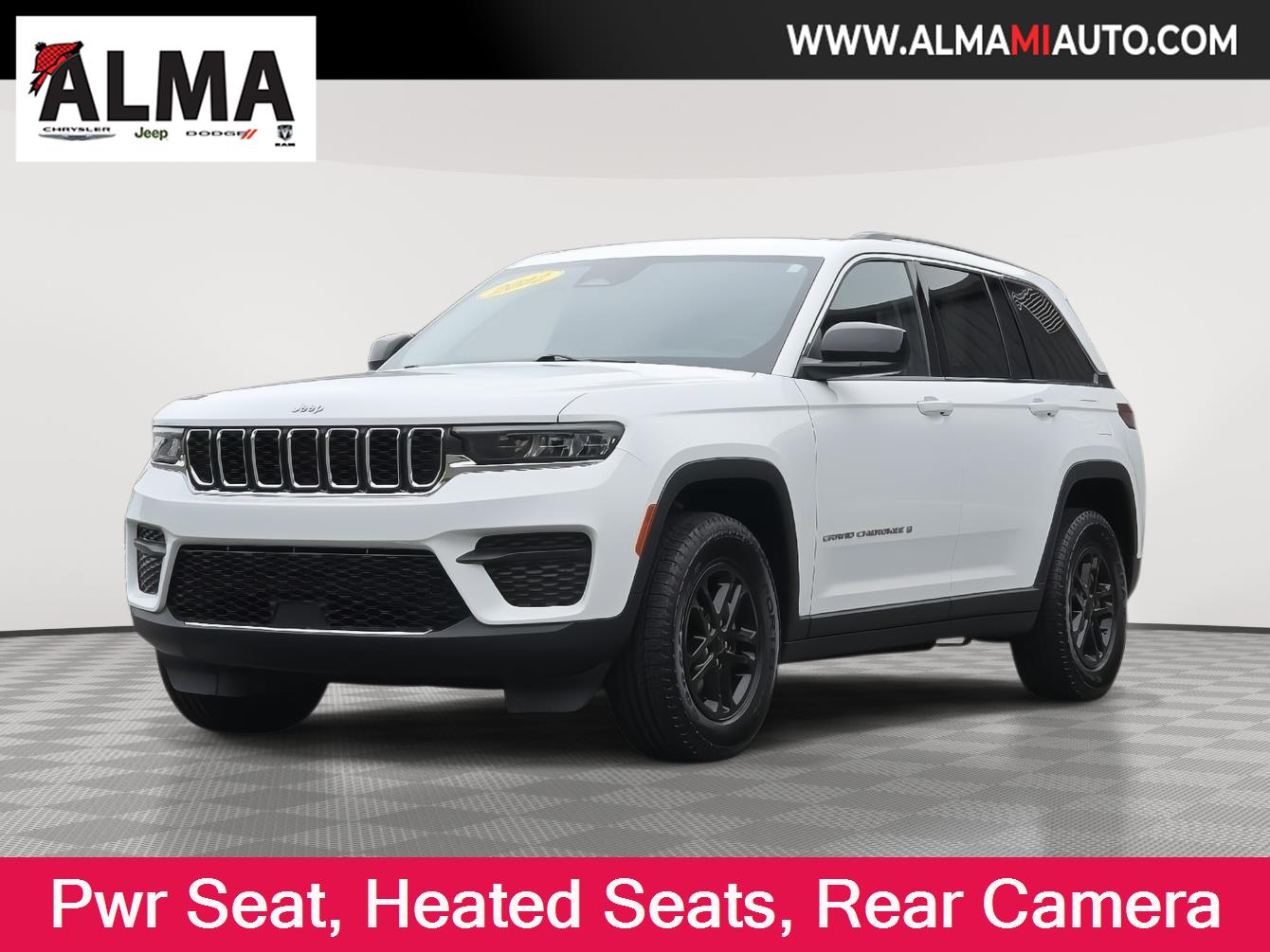 2022 Jeep Grand Cherokee Laredo photo 3