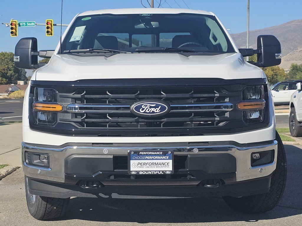 2025 Ford F-150 XLT photo 3