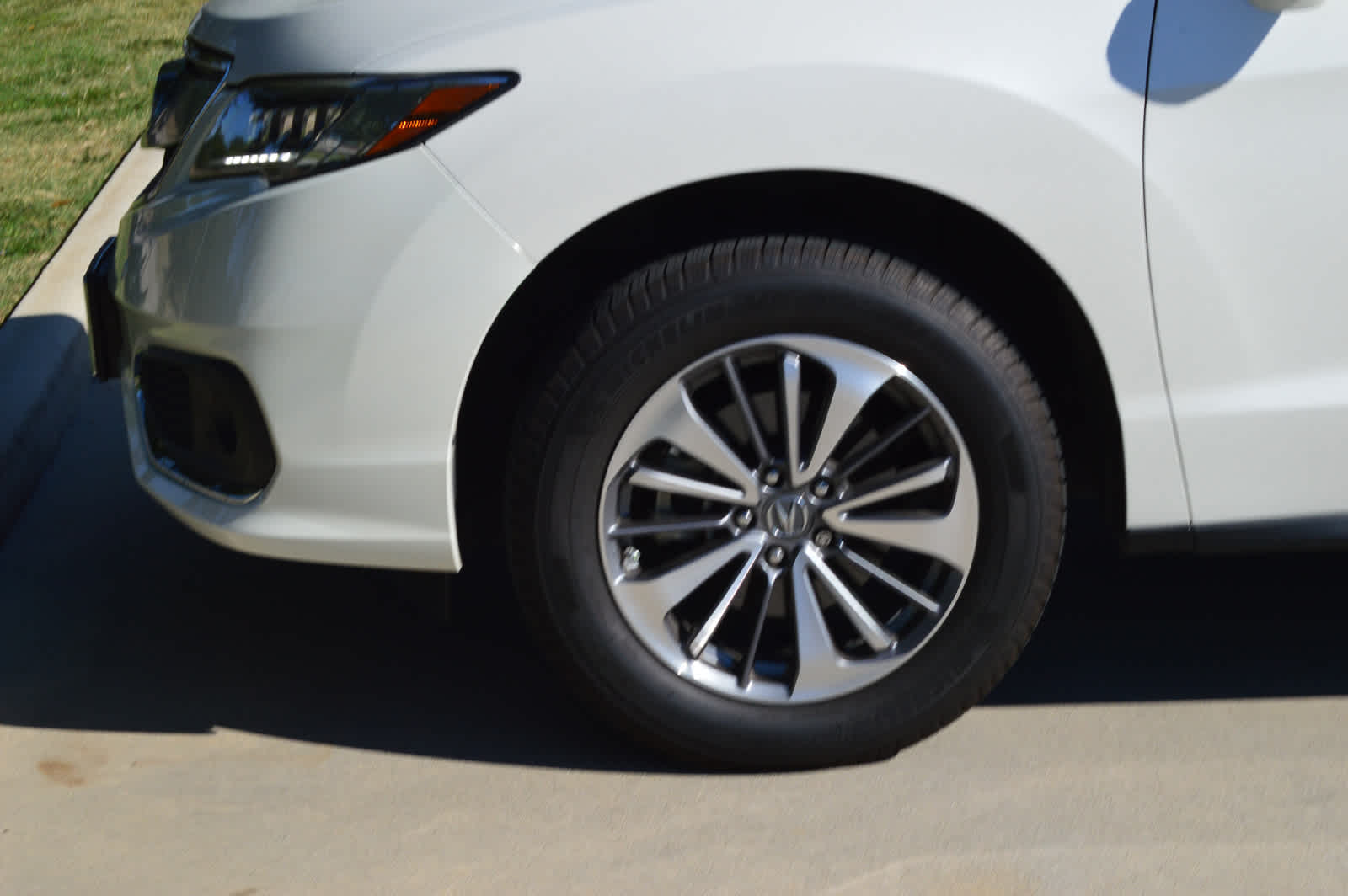 2017 Acura RDX Advance photo 9