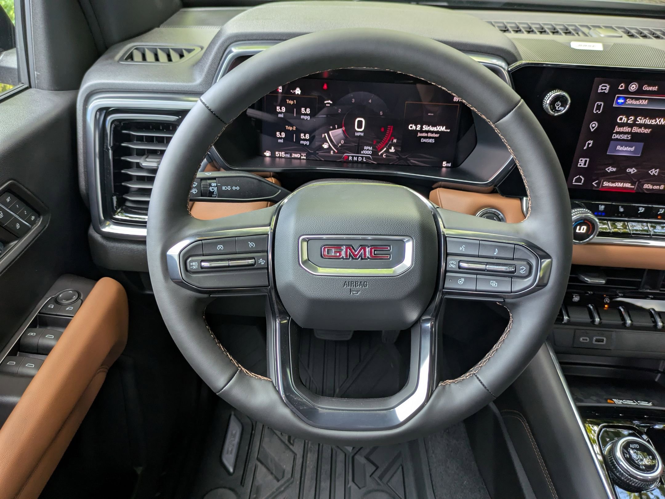 2026 Gmc Canyon AT4 photo 17