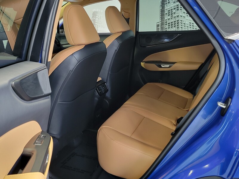 2025 Lexus NX 250 Premium photo 11