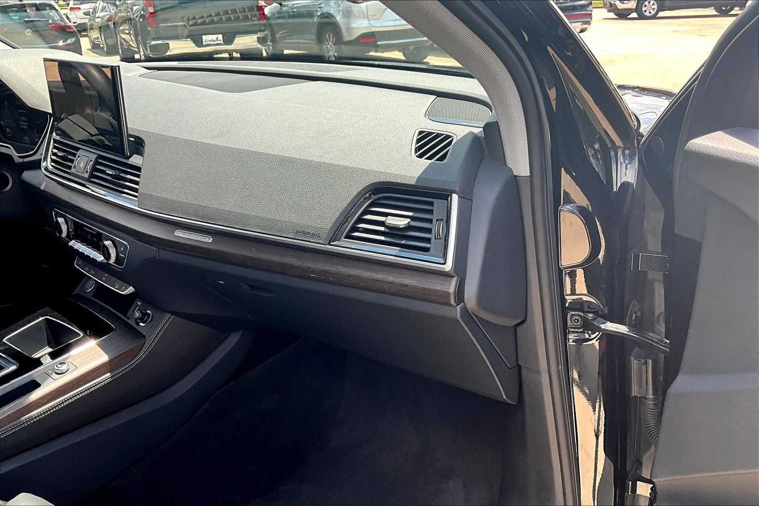 2024 Audi Q5 S line Premium Plus photo 18