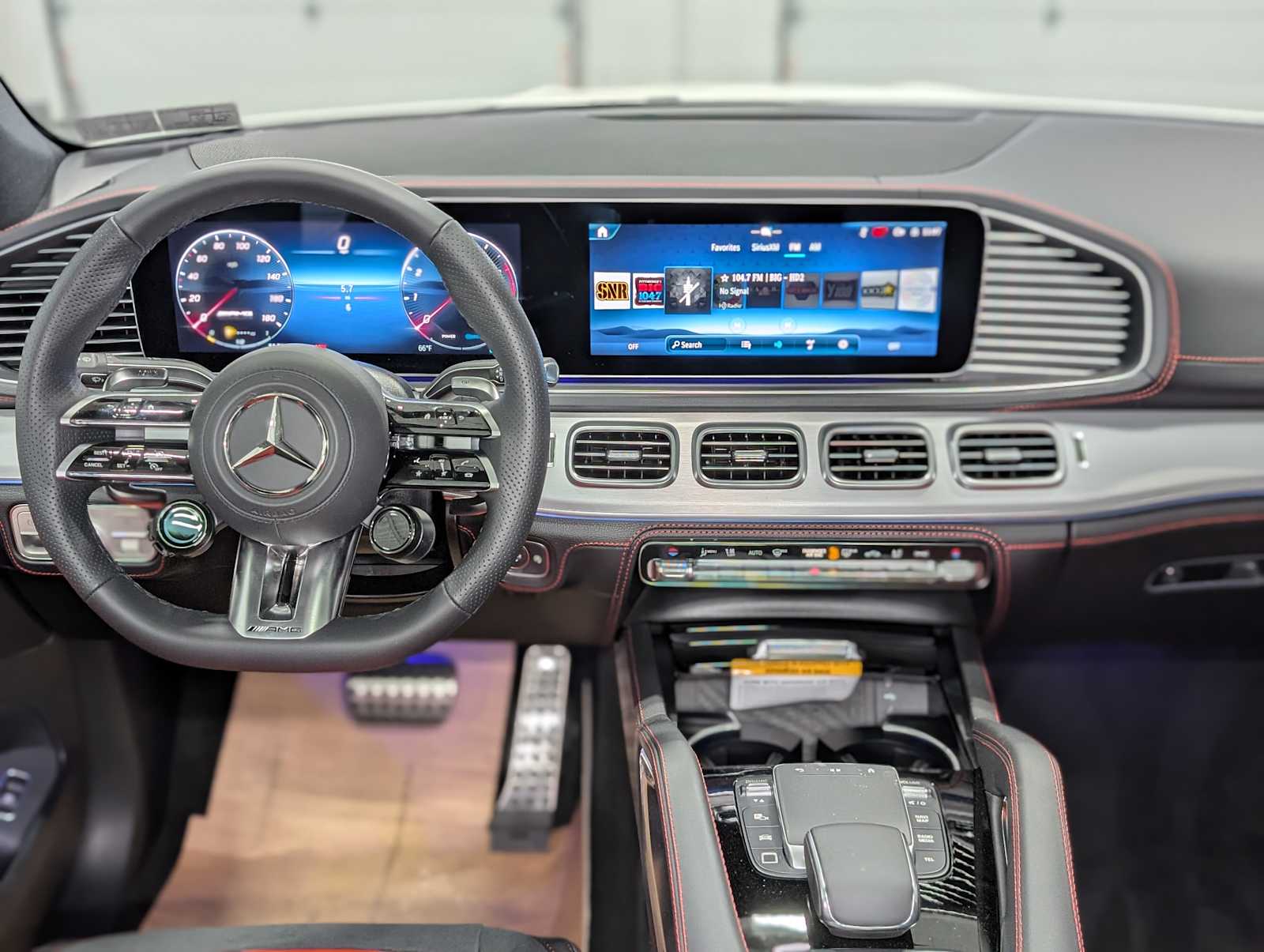 2025 Mercedes Benz GLE AMG 53 4MATIC photo 3