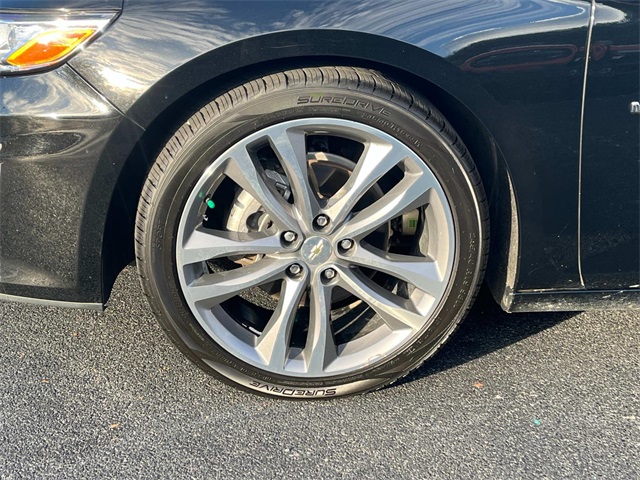 2024 Chevrolet Malibu Premier 2LT photo 11
