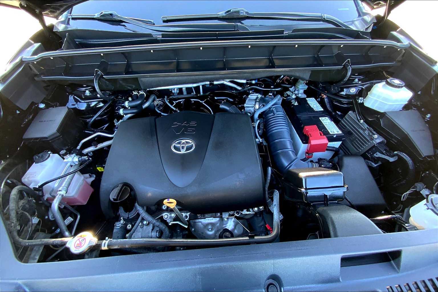 2022 Toyota Highlander XLE photo 27