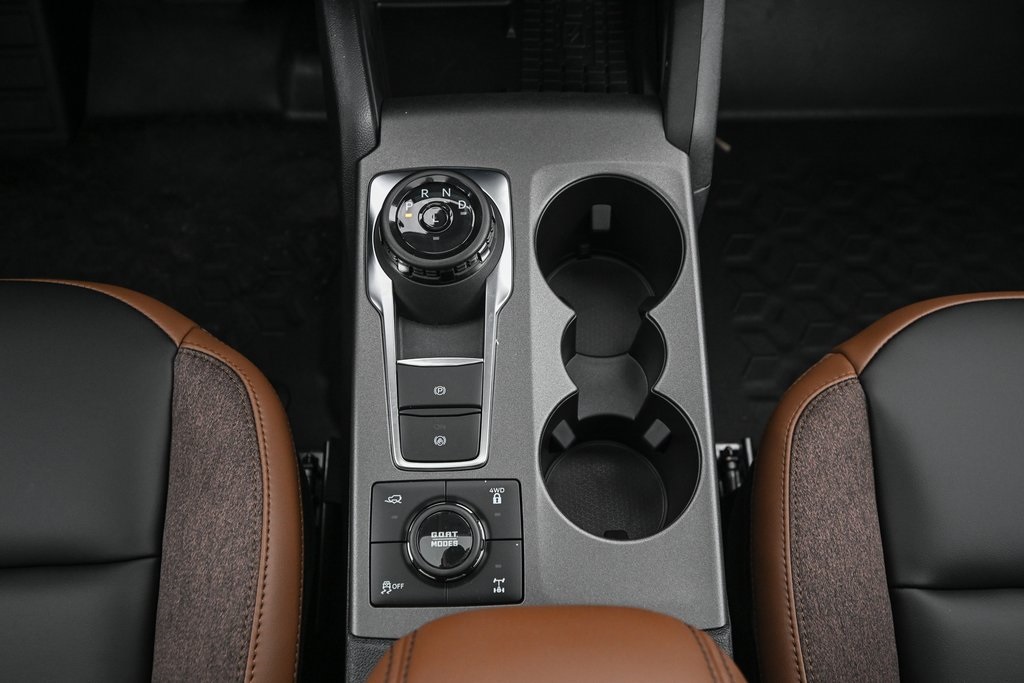 2025 Ford Bronco Sport Outer Banks photo 24