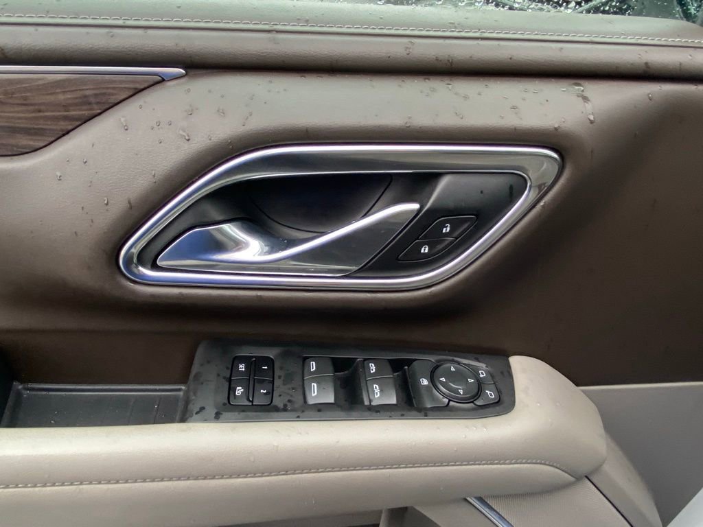 2021 Chevrolet Tahoe LT photo 16