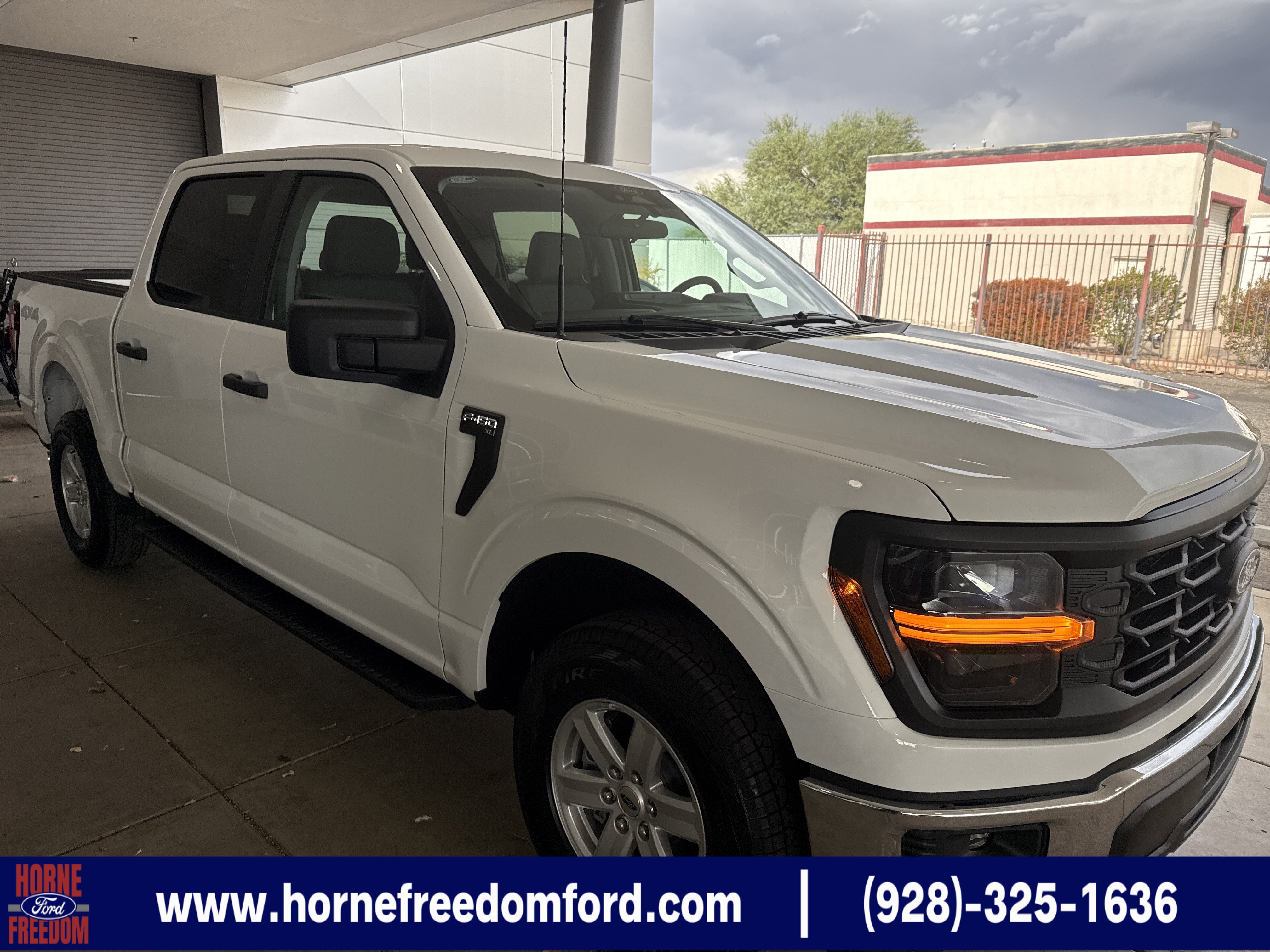 2025 Ford F-150 XL's photo