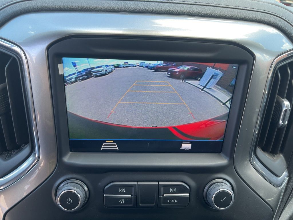 2021 Chevrolet Silverado 1500 RST photo 9