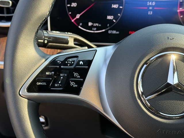 2025 Mercedes Benz C 300 4MATIC photo 18