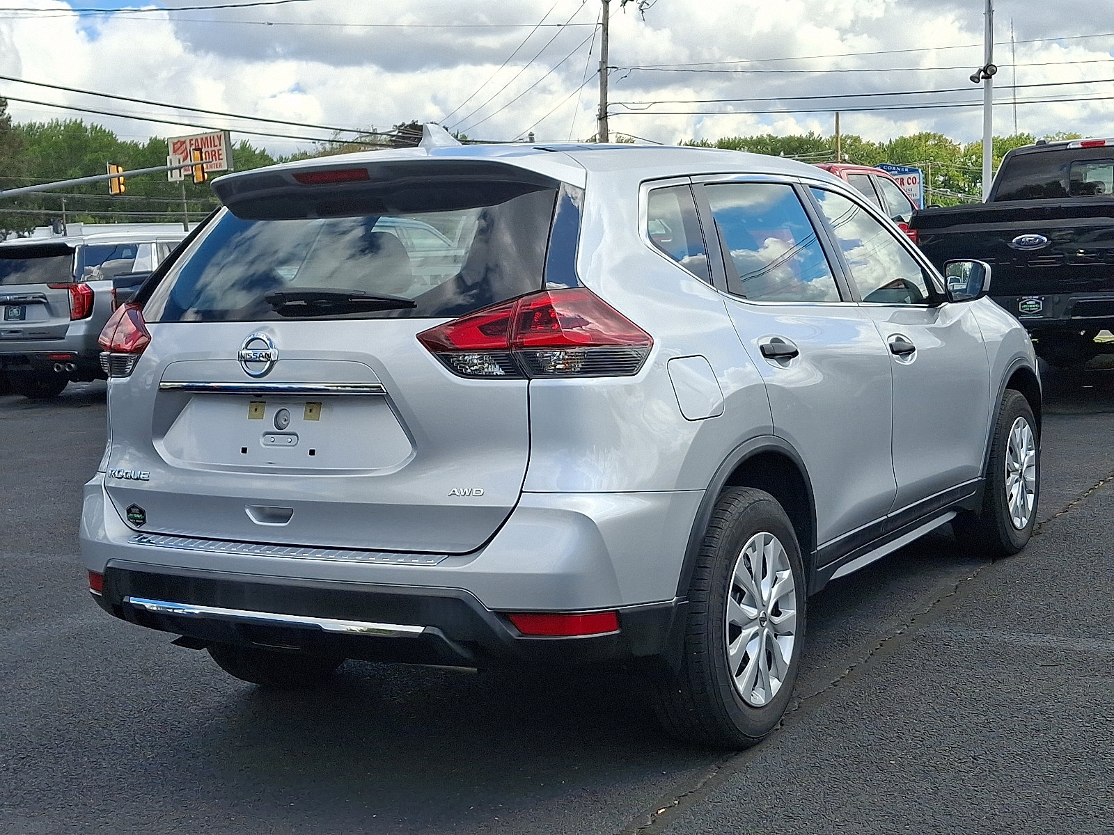 2018 Nissan Rogue S photo 6