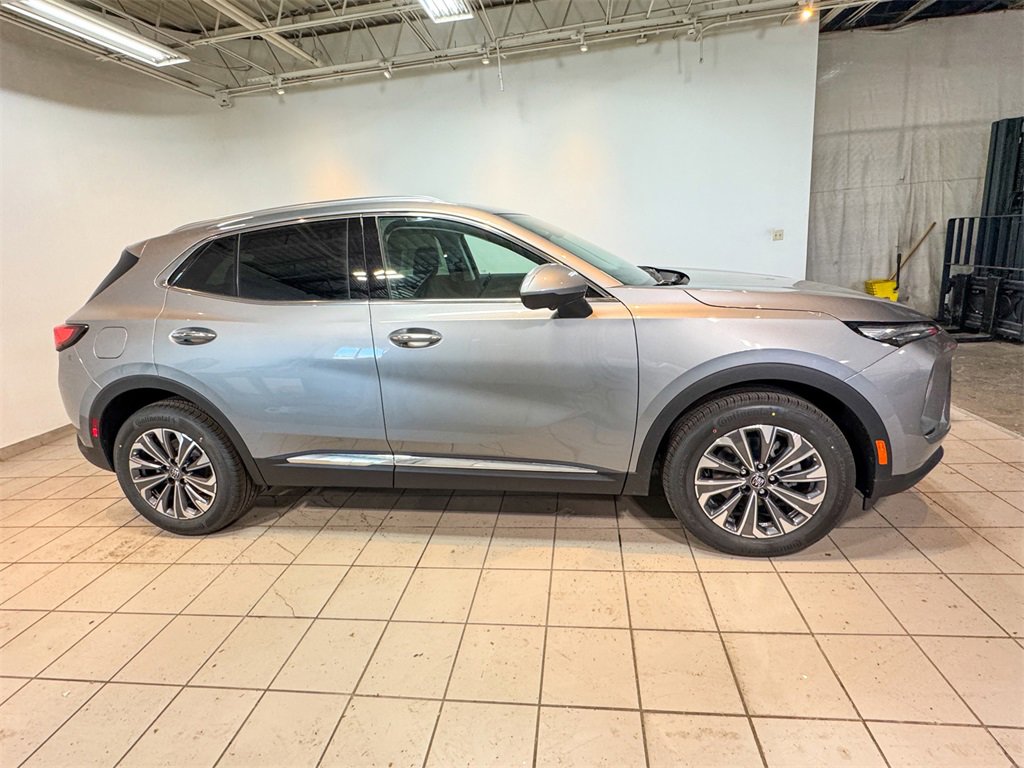 2025 Buick Envision Preferred photo 3